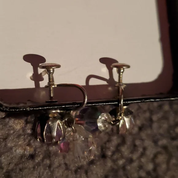 Vintage clip on earrings - Picture 5 of 7